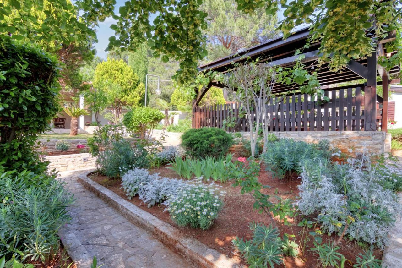 Holiday Home Giardino Marino Pomer Exterior foto